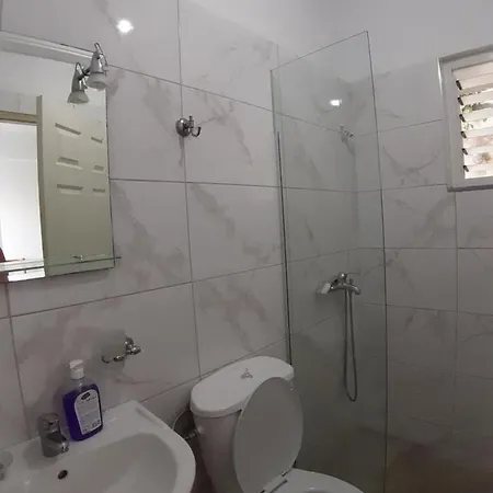 Luigi S Fairyview * Sarandë