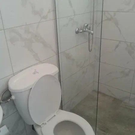 Luigi S Fairyview Sarandë